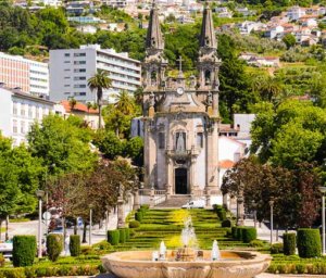 Cultural Tour of Portugal with Douro Cruise