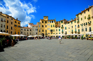 Train Trip to Lucca, Italy