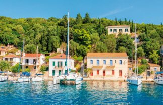 Relaxing Greek Island Historical Tour