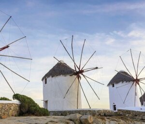 Greek Islands Historical Solos Tour including Santorini