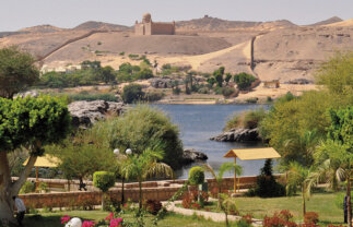 Historical Egypt Solos Tour with Luxury Nile Cruise