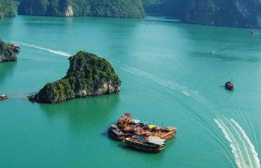 Luxury Vietnam and Cambodia Tour with 7-Night Mekong Cruise