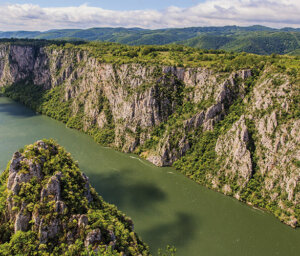 Balkan Mountains to Vienna Danube River Cruise