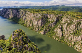 Balkan Mountains to Vienna Danube River Cruise