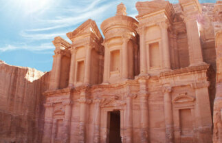 Scenic and Historical Walking Tour of Jordan