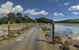 Walking Tour of Devon