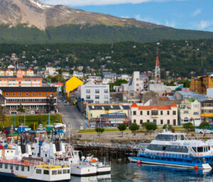 Patagonian Chile and Antarctica Premium Boat Tour