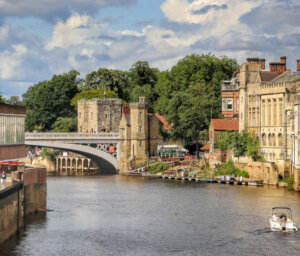 Bronte Sisters and York Tour for Singles