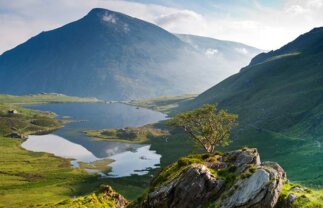 Walking In Snowdonia for Singles