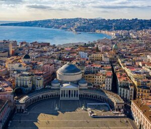 Pompeii and The Bay Of Naples for Solo Travellers