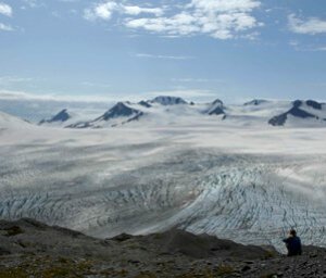 Low-Cost Alaska Summer Walking Tour