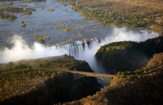 Sightseeing Cape Town to Victoria Falls