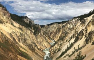 One-Week Yellowstone and Grand Teton National Parks Tour