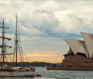 Scenic Tour of Southern & Eastern Australian: Mountains & Beaches