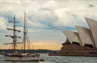 Scenic Tour of Southern & Eastern Australian: Mountains & Beaches