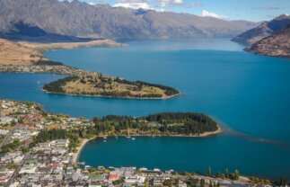 Adventure Tour of New Zealand for Young Travellers