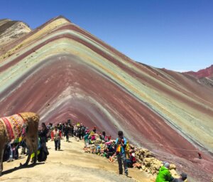 18-to-39 Inca and Rainbow Mountain Trek