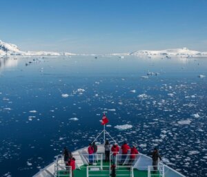 Quest for the Antarctic Circle