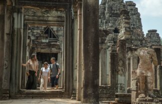 Indochina for Young Travellers: Cityscapes and Coastlines