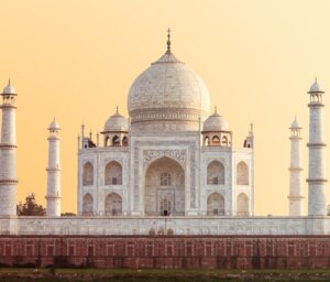 Great Value Tour of India and Sri Lanka for Young Travellers