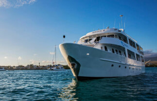 Galapagos Sailing Tour: Best of the Central Islands