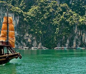 Scenic History Tour of Vietnam & Cambodia