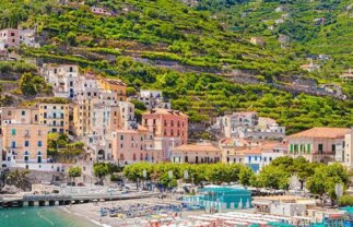 Amazing Amalfi Coast, Pompeii and Capri Holiday