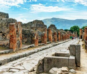 Pompeii, Paestum & Herculaneum Historical Italian Tour