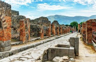 Pompeii, Paestum & Herculaneum Historical Italian Tour