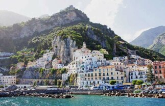 Amazing Amalfi Coast, Pompeii and Capri Holiday