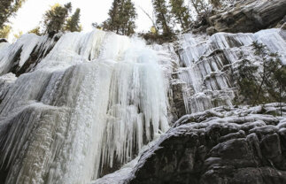 Canadian Rockies Winter Tour