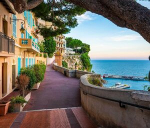 French Riviera with Day in Italy